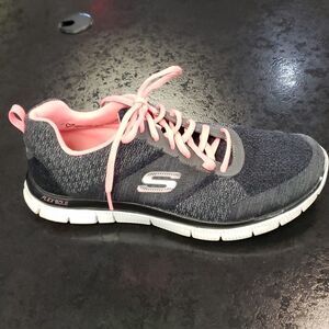 Skechers sneakers  